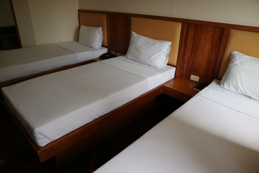 Marianne Hotel Puerto Princesa Екстер'єр фото