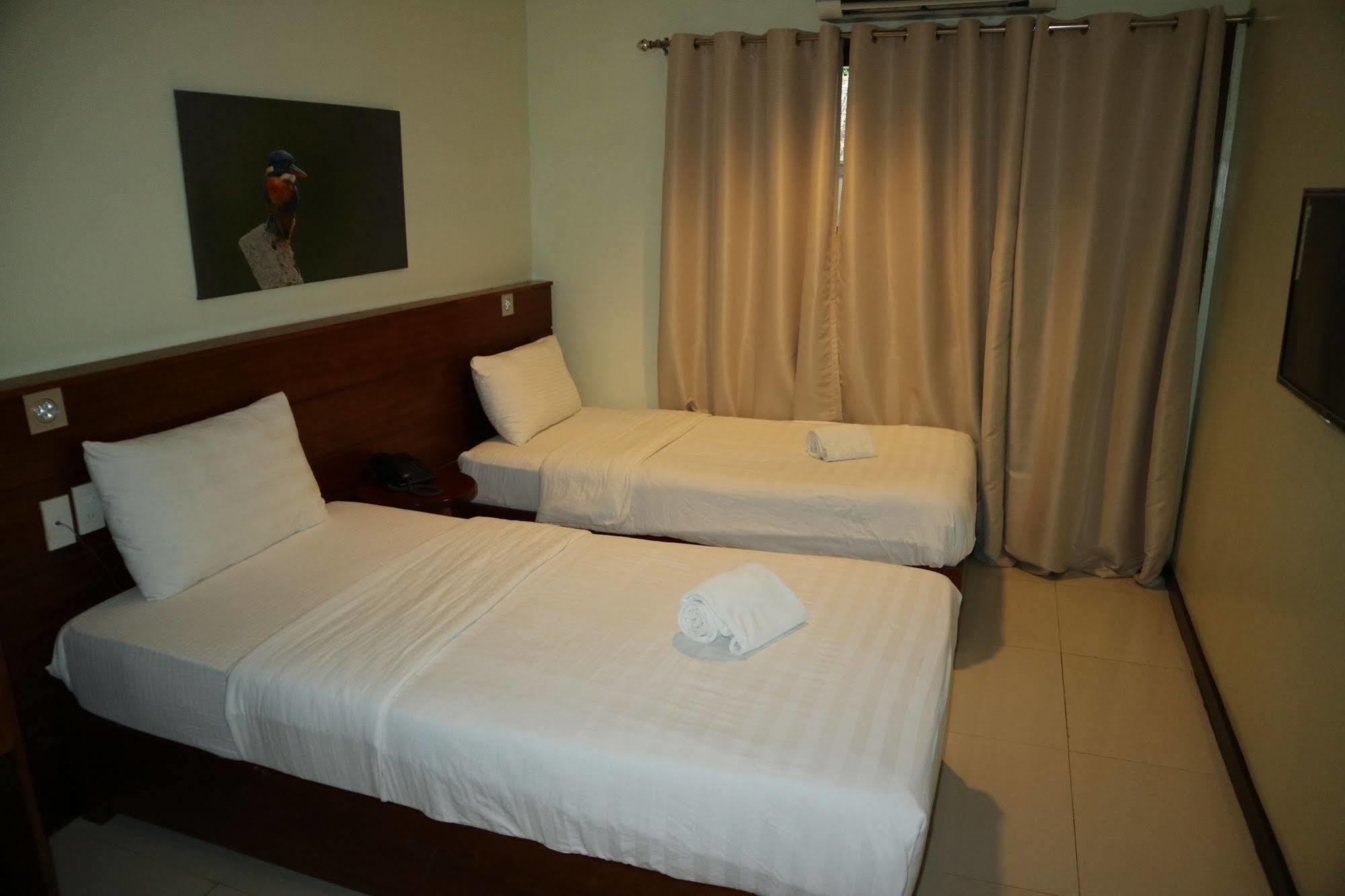Marianne Hotel Puerto Princesa Екстер'єр фото